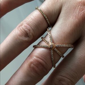 Henri Bendel X criss cross orbit ring